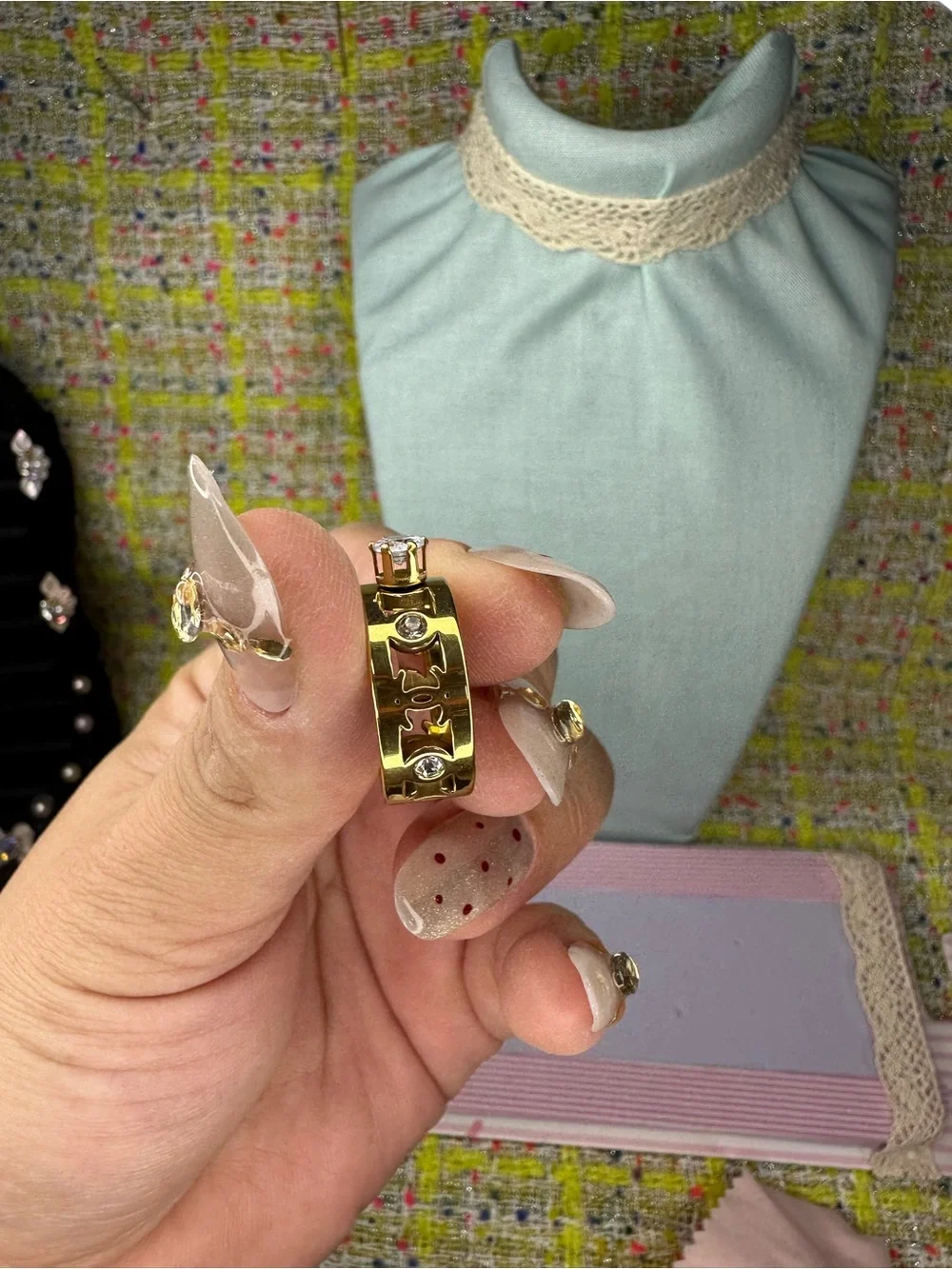 A great Gold Solitaire and Band Ring Set with Clear Stones size 6 1/2